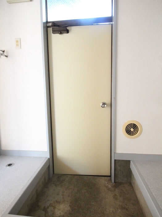 玄関 光栄ハイツ