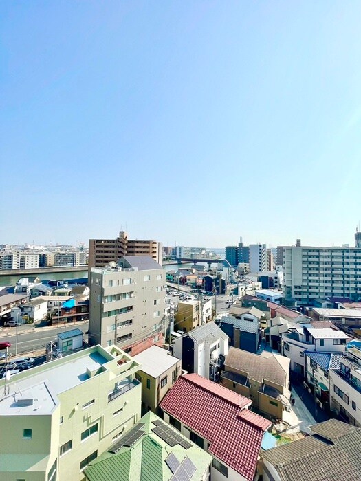 室内からの展望 ドゥーエ横濱鶴見