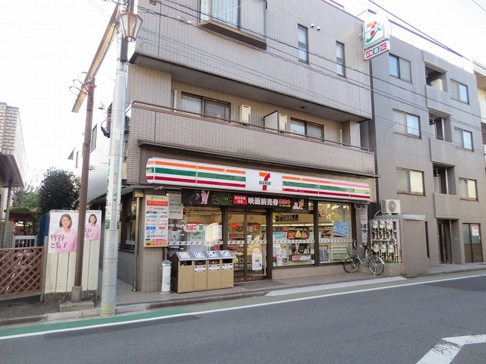 セブンイレブン 練馬関町庚申通り店(コンビニ)まで110m ﾌｪﾆｯｸｽ武蔵関弐番館（101）