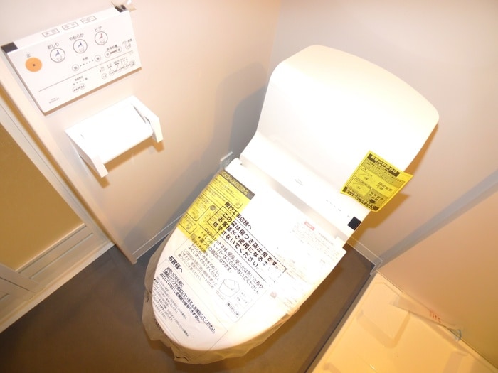 トイレ カザリベ航空公園