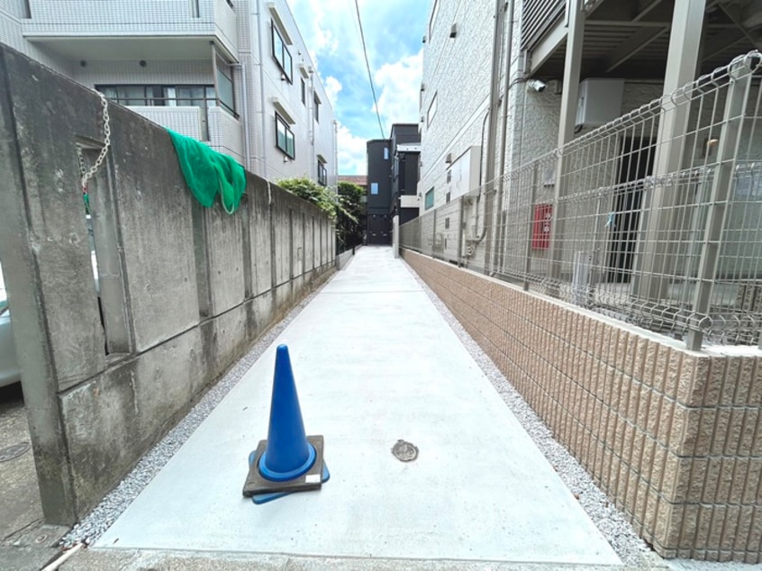 エントランス部分 マーレ明大前Ⅱ