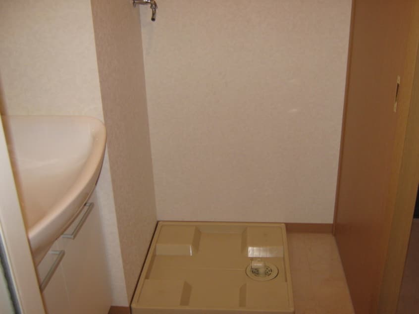 洗濯機置場 ＬａｍｅｉｌＭａｅｊｉｍａ