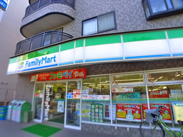 ファミリーマート　大島5丁目店(コンビニ)まで1500m CASA PIAZZA 西大島