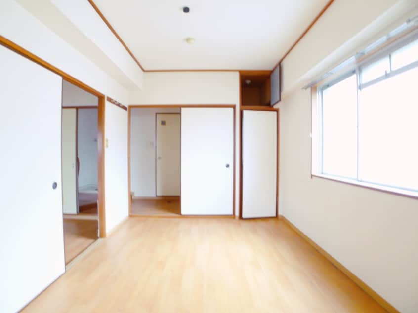 居室 パ－プルハイツ