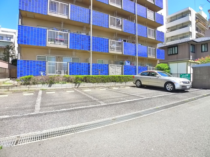 駐車場 パ－プルハイツ