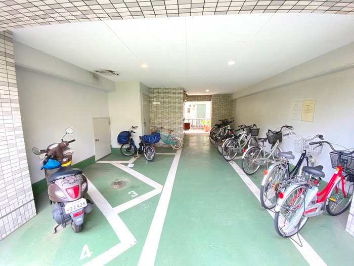 駐輪場 グリ－ンプラザ東綾瀬Ⅲ(３０５)
