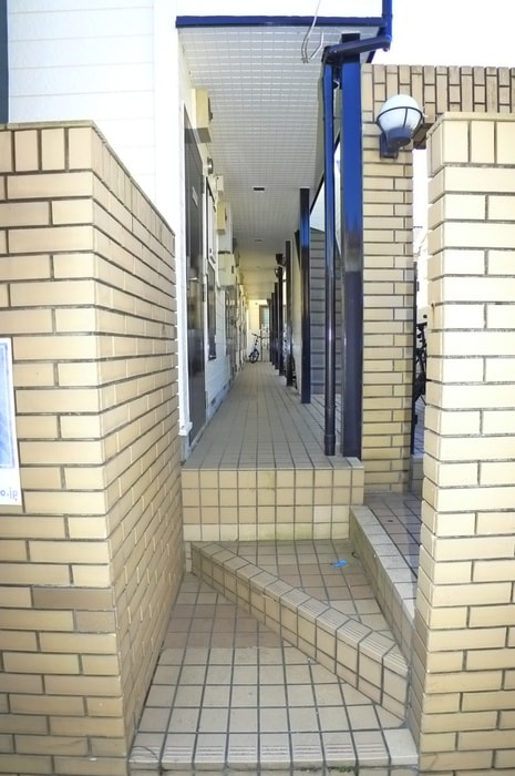 エントランス部分 新松戸ライトフラッツ