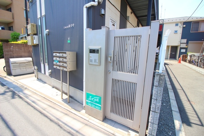 エントランス部分 クリエイト国分寺
