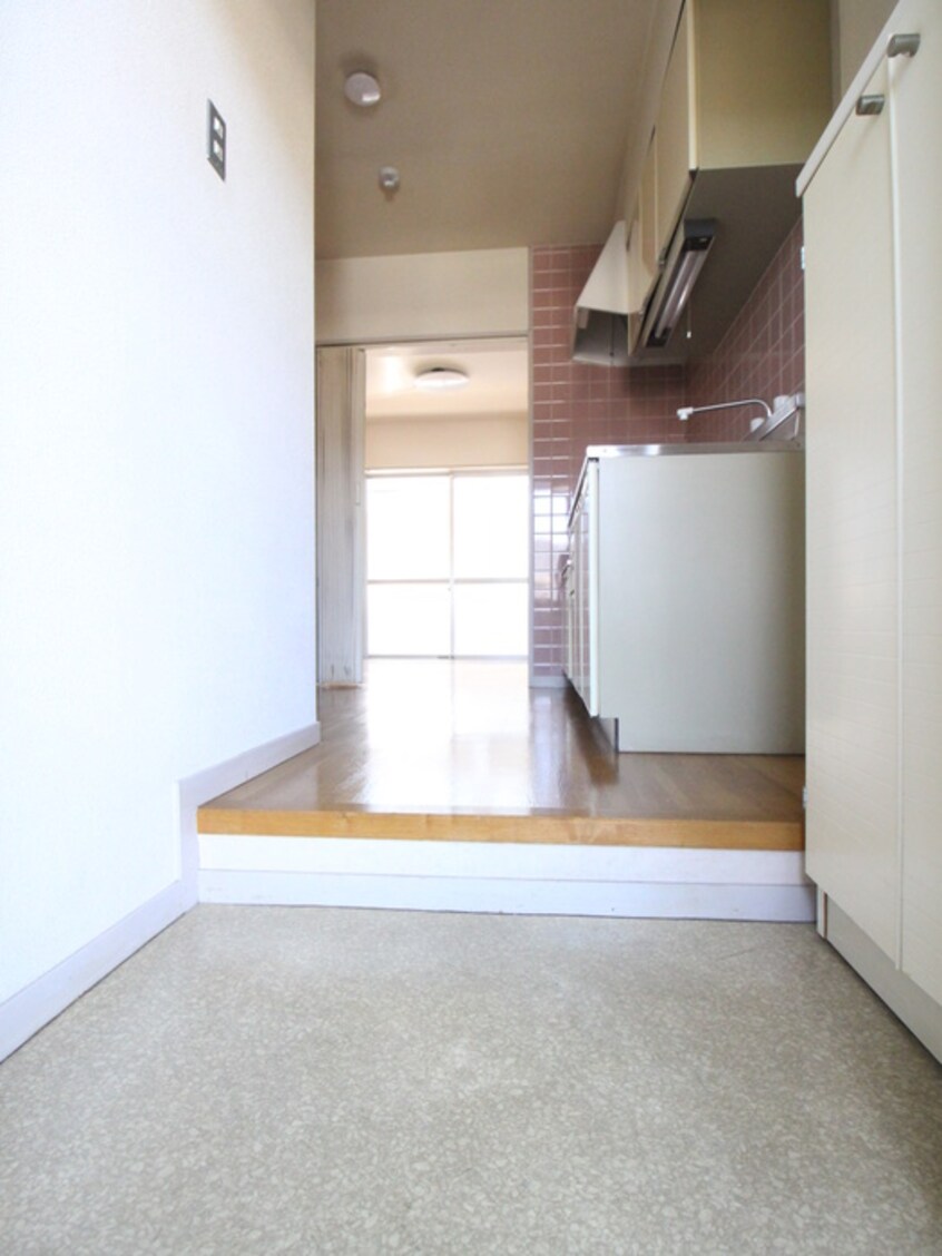 玄関 ロイヤルドーム１３０２