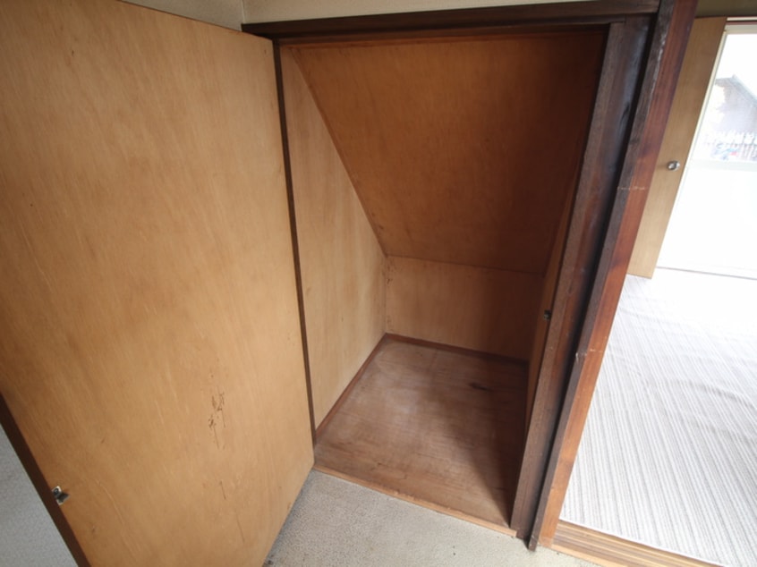 収納 ハイム・シャイニ－