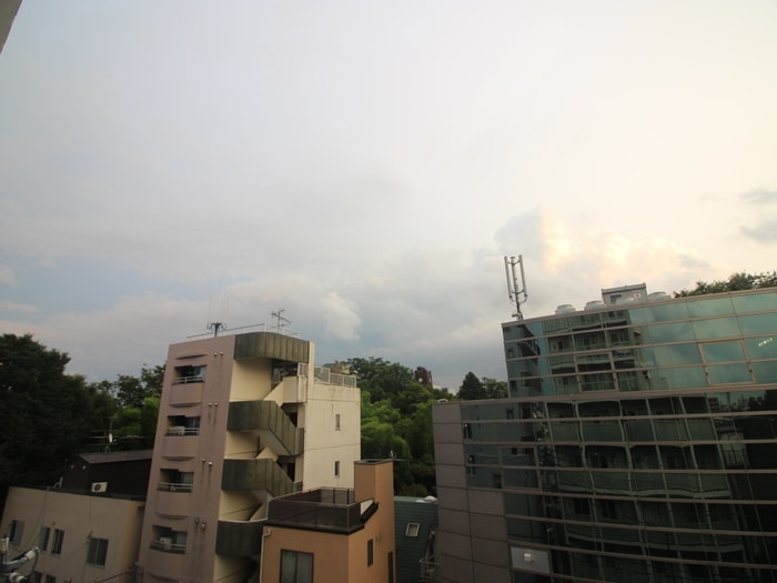 室内からの展望 ＰＲＯＵＤ　ＦＬＡＴ代々木上原