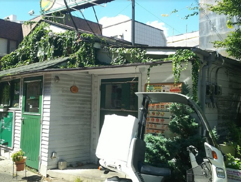 フレッシュネスバーガー富ヶ谷店(ファストフード)まで600m ＰＲＯＵＤ　ＦＬＡＴ代々木上原