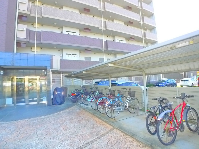 駐輪場 サンライズガーデン
