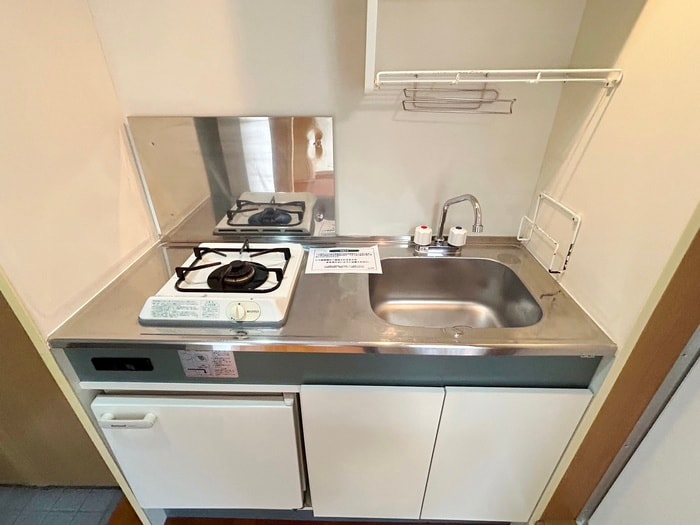 キッチン アパ－トメントメビウス