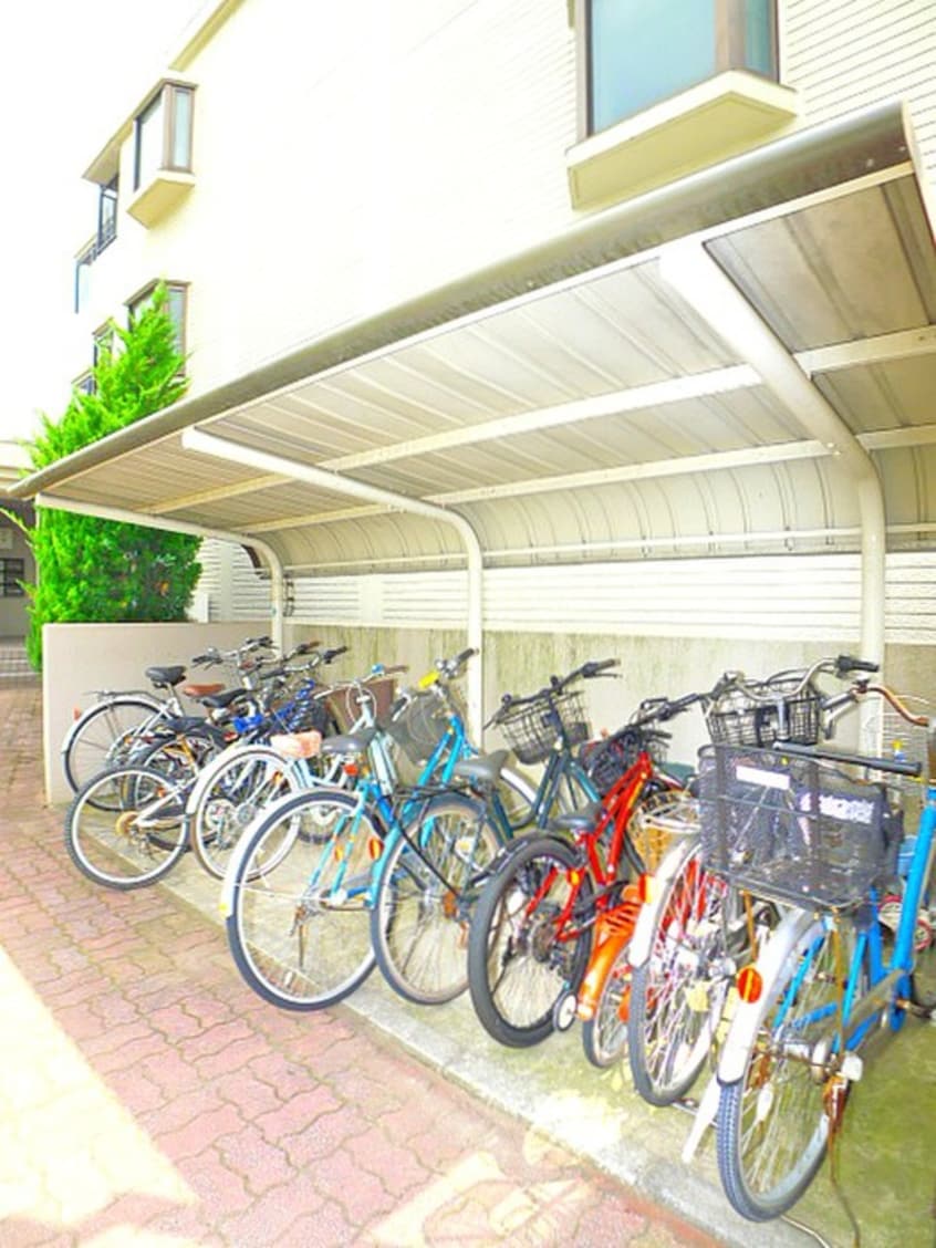 駐輪場 グランメール石井