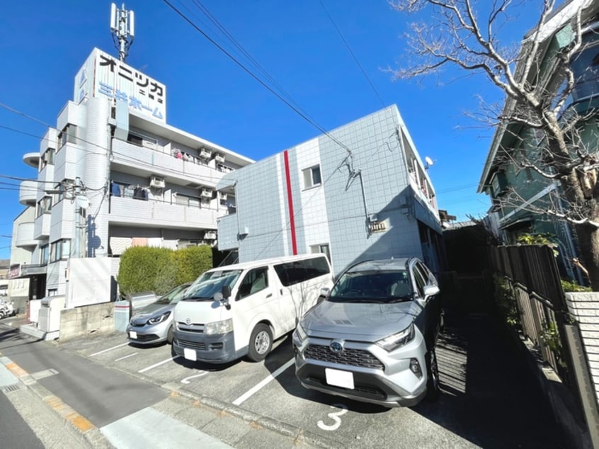 駐車場 ビュ－調布ヶ丘