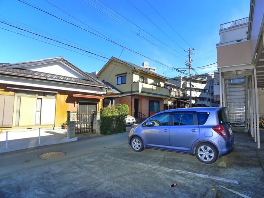 駐車場 ベルコーポ８