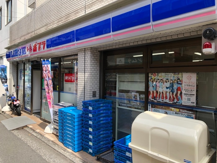 ローソン・ポプラ池尻大橋店(コンビニ)まで120m PASEO池尻大橋
