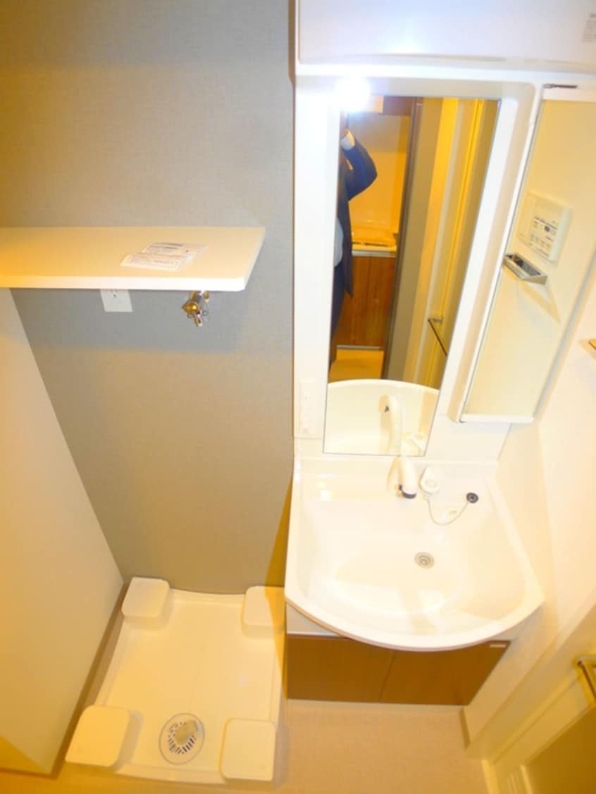 洗濯機置場 ラフィスタ金町