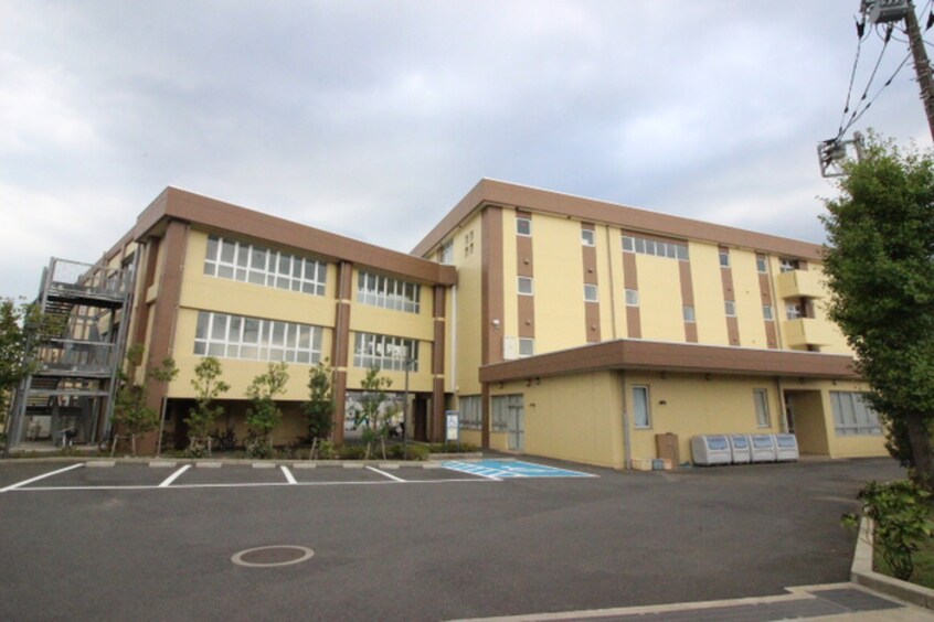 稲城第一小学校(小学校)まで800m 田中ハイツ