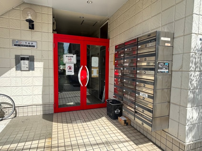 エントランス部分 デン下北沢