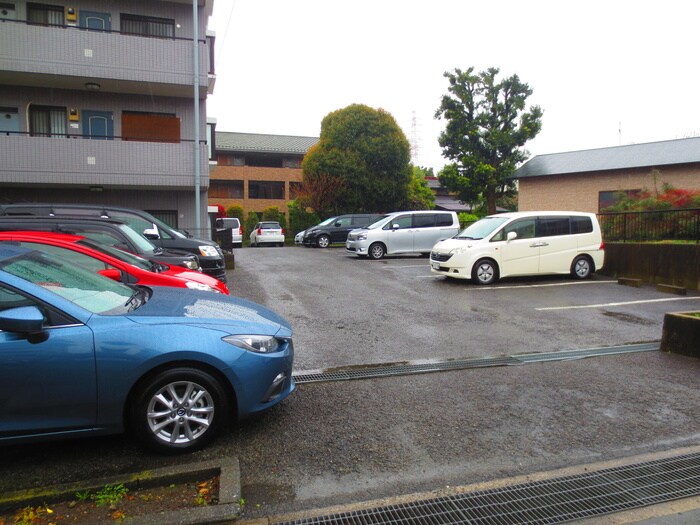 駐車場 グランシャリオ