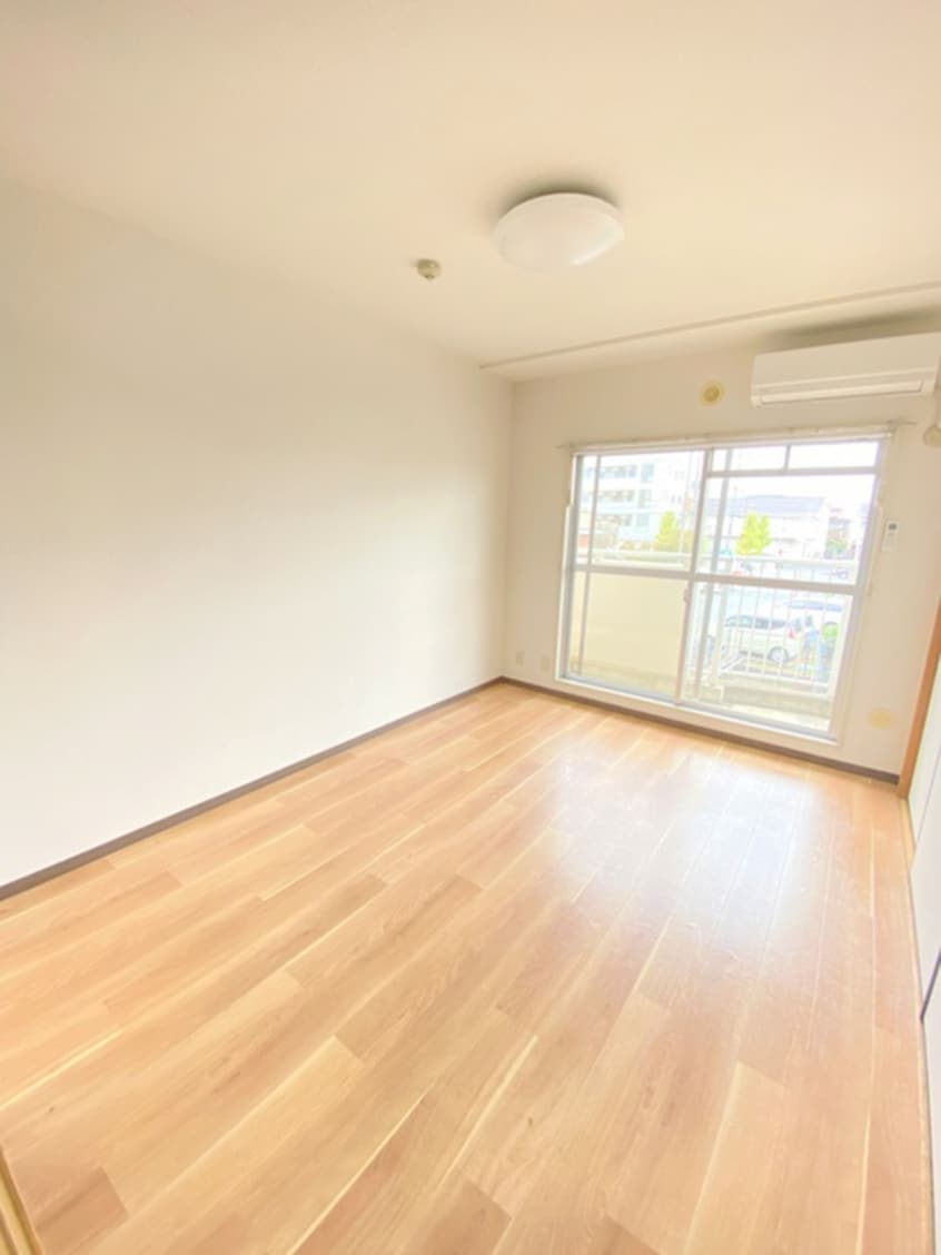 居室 プラザナカムラ２