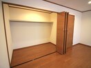 収納 フローラルガーデンＤ