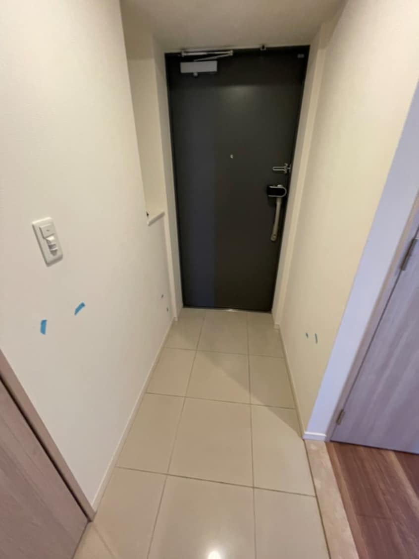 玄関 エミリブ鷺ノ宮