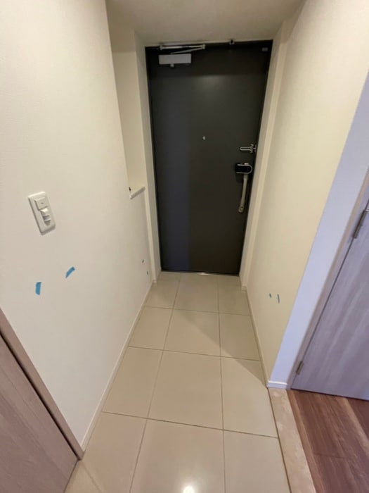 玄関 エミリブ鷺ノ宮