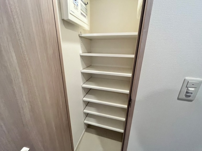 靴箱 エミリブ鷺ノ宮