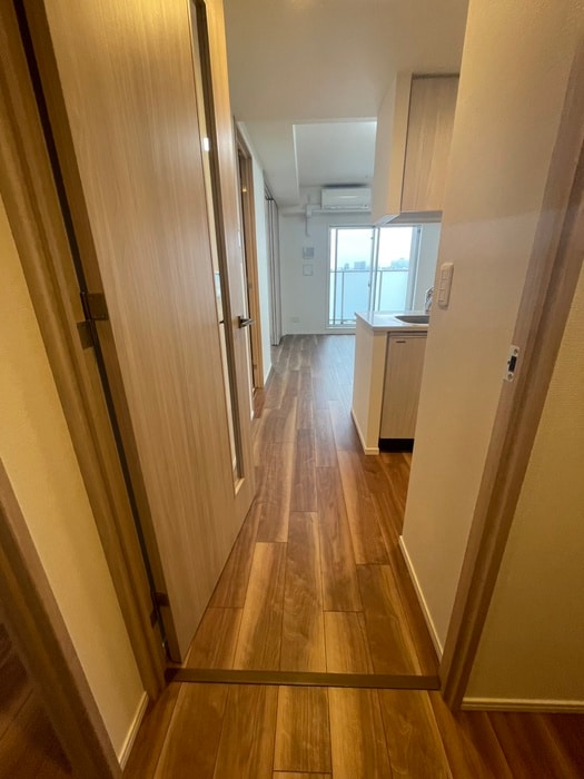 廊下 エミリブ鷺ノ宮