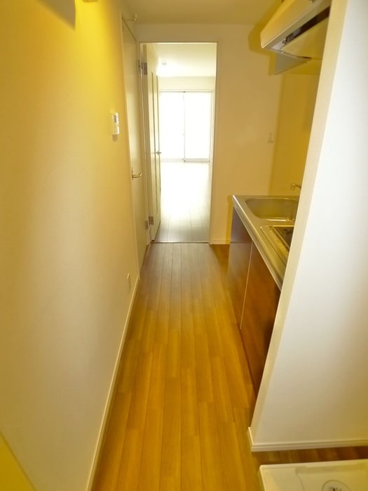 廊下 リブリ本千葉