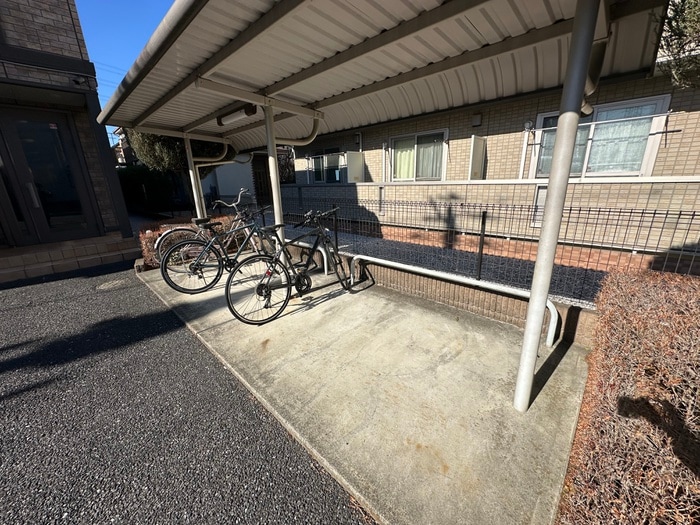 駐輪場 モナリエ平山