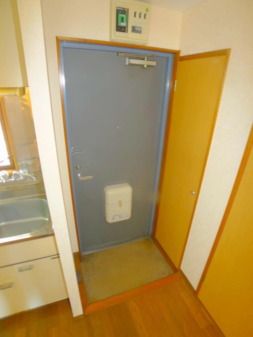 玄関 丸武コ－ポ