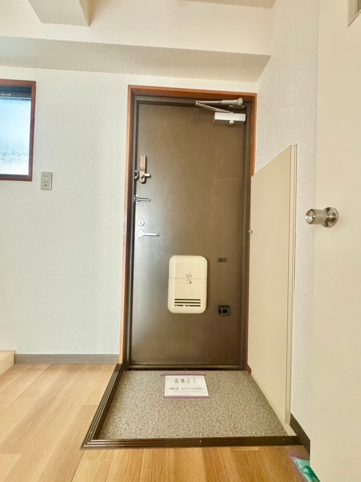 玄関 永山マンション