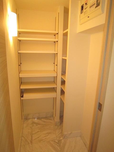 靴箱 THE TOKYO TOWERS MID TOWER(20F