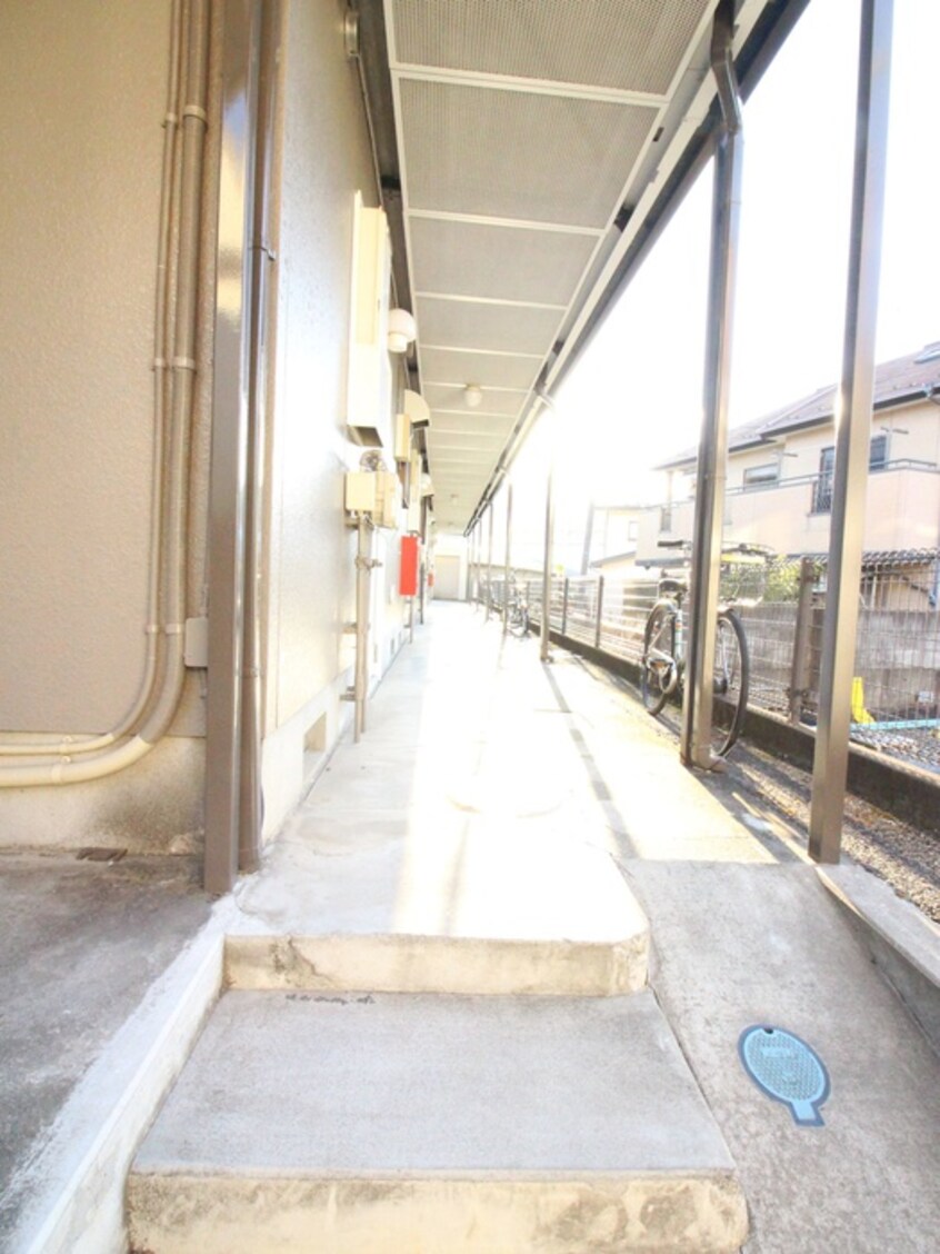 エントランス部分 ひまわりハイツ