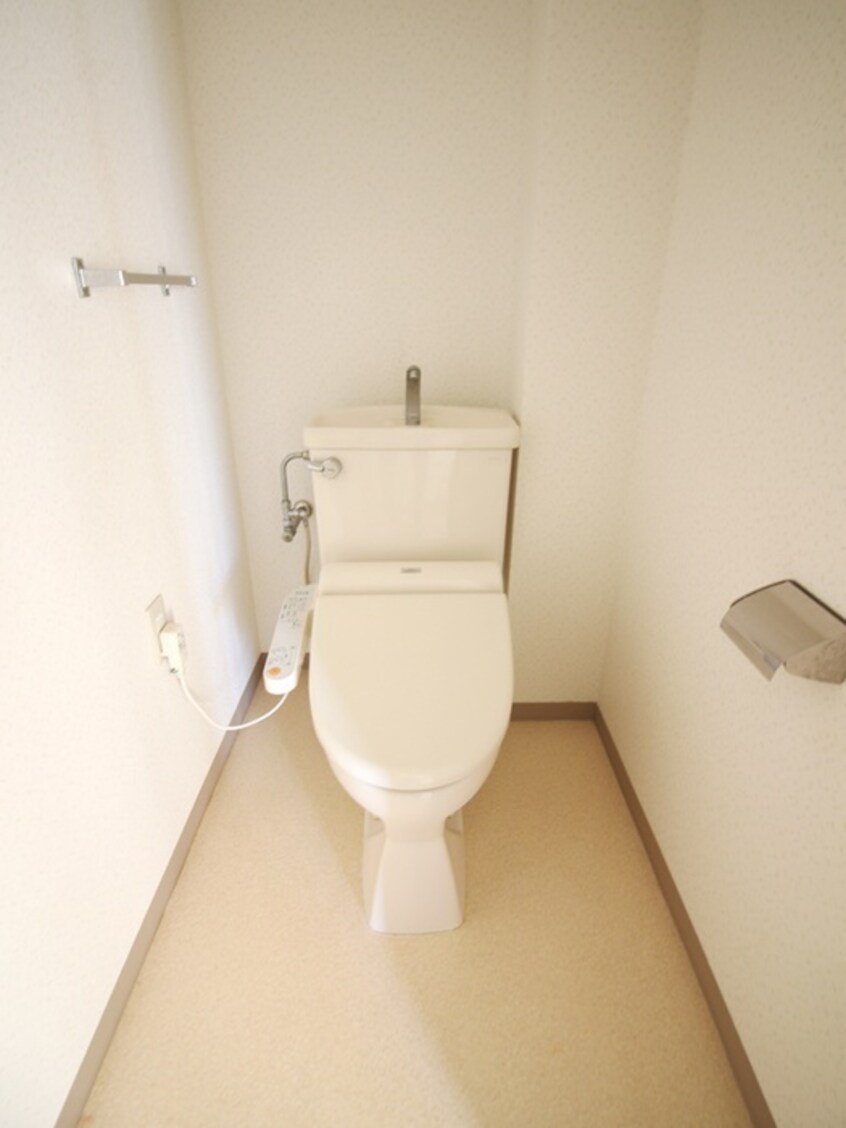 トイレ カーサ早茂