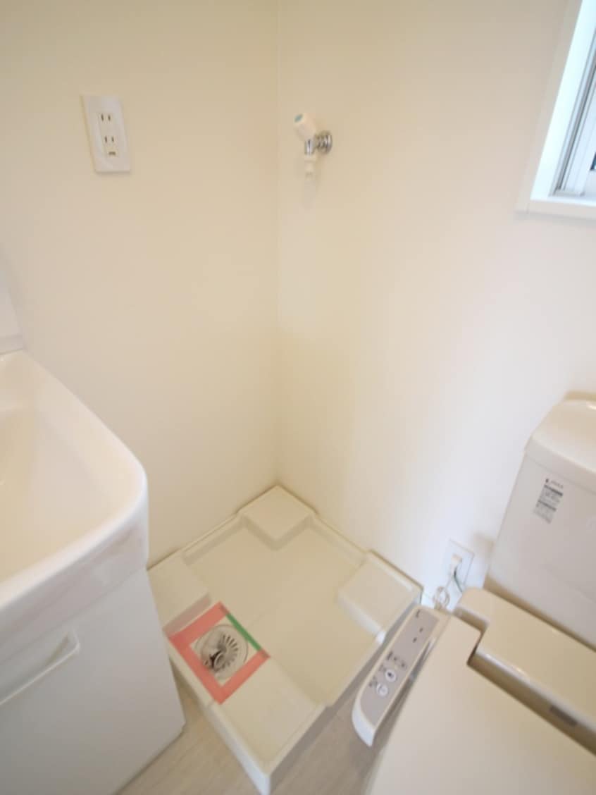 洗濯機置場 グランエッグス東高円寺