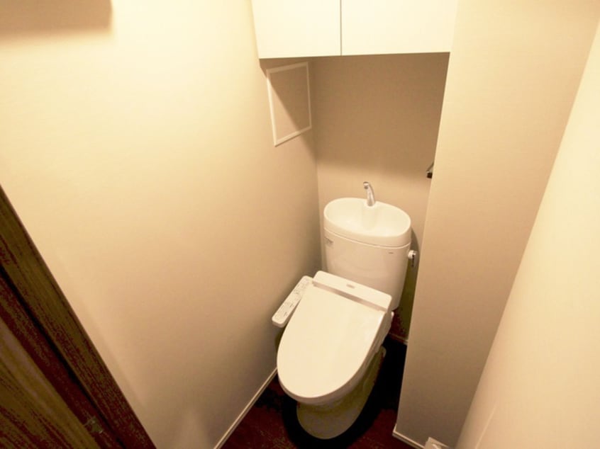 トイレ GRAN PASEO 日本橋三越前