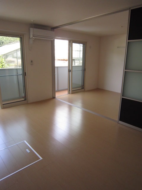 居室 ラマ－ジュⅢ