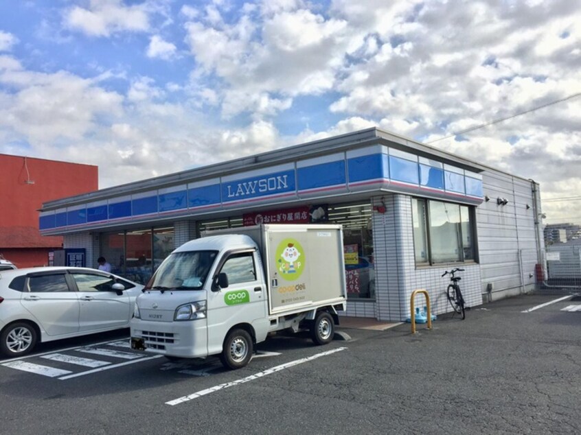 ローソン 日野多摩平五丁目店(コンビニ)まで550m メゾンフルセ