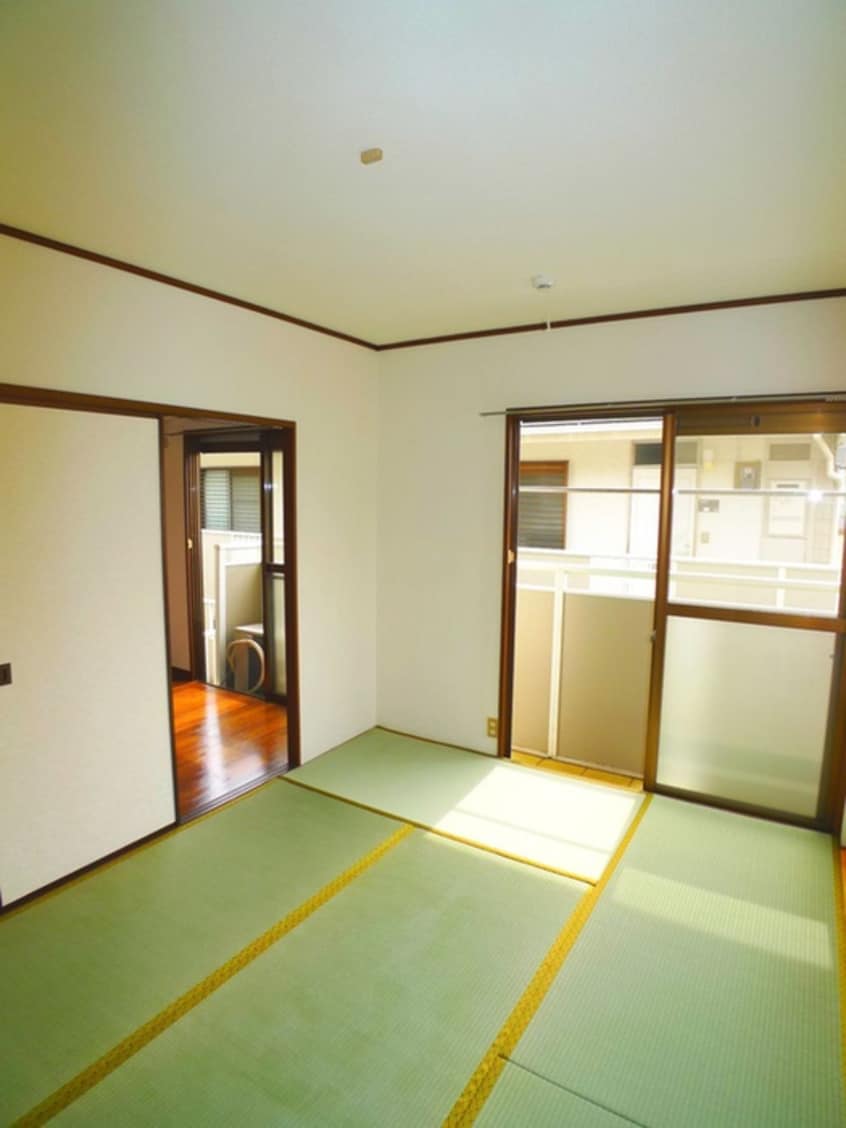 居室 メゾンドネージュ6号館
