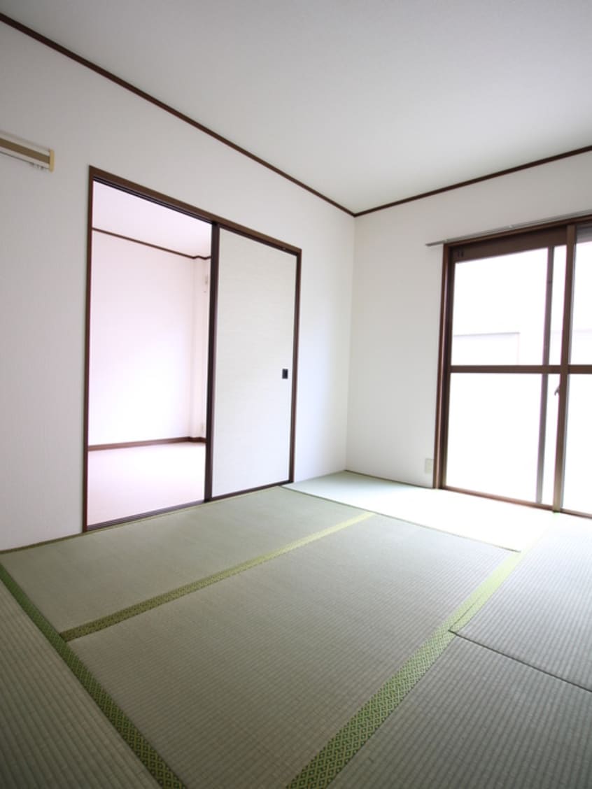 居室 メゾンドネージュ6号館