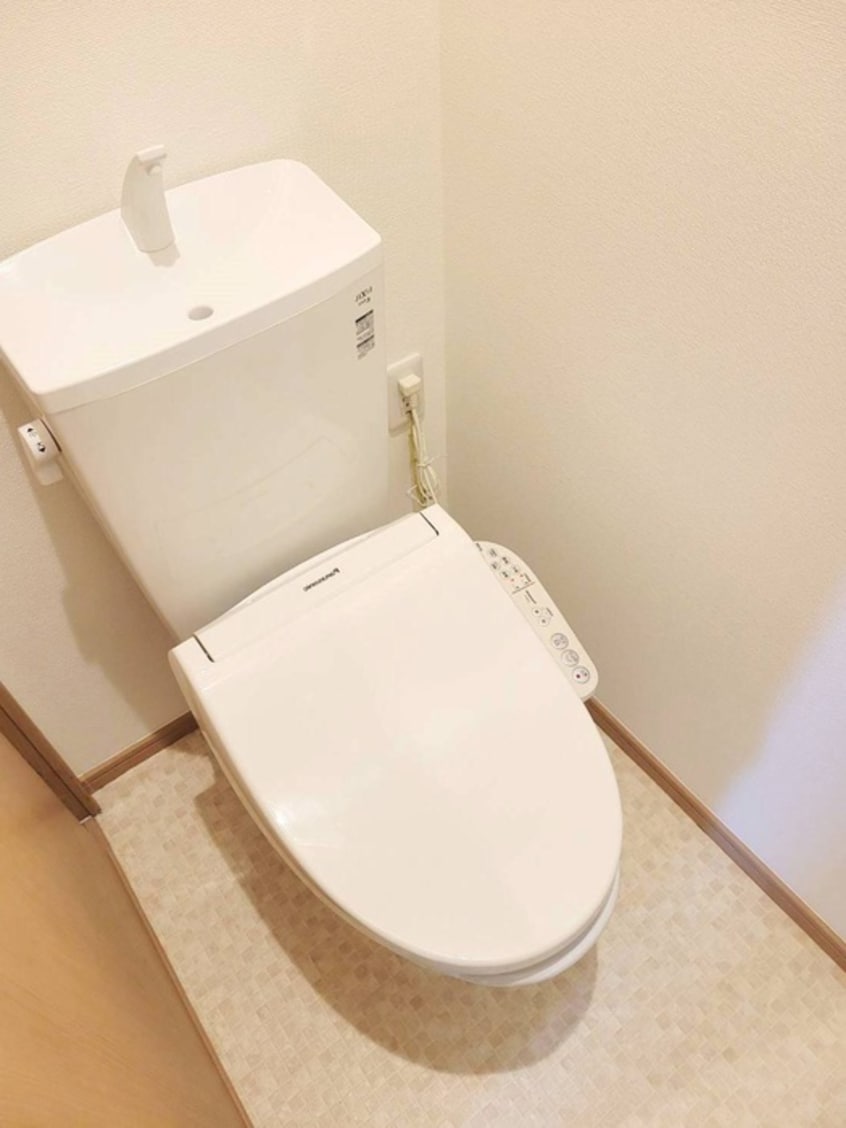トイレ コーポ上用賀