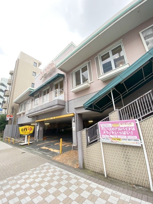 デニーズ墨田立花店(ファストフード)まで821m ラグゼナ平井ノース