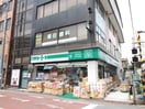 UNIVERSAL DRUG STORE（ユニバーサル ドラ(ドラッグストア)まで816m ラグゼナ平井ノース