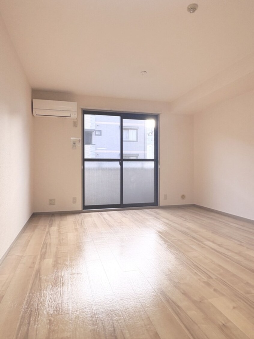 居室 ラ・グランドゥ－ル