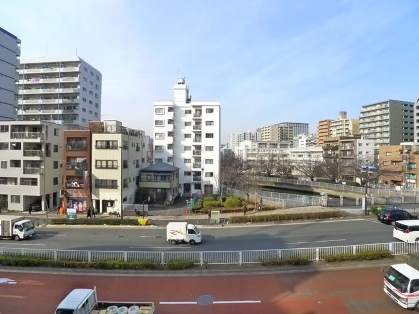 室内からの展望 湯本ビル